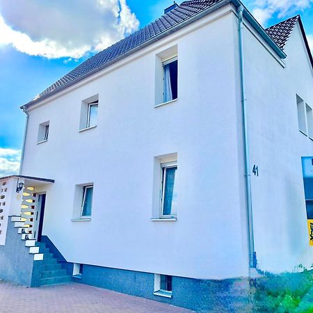 Hotel Shelby Apartments Garbsen Bagian luar foto