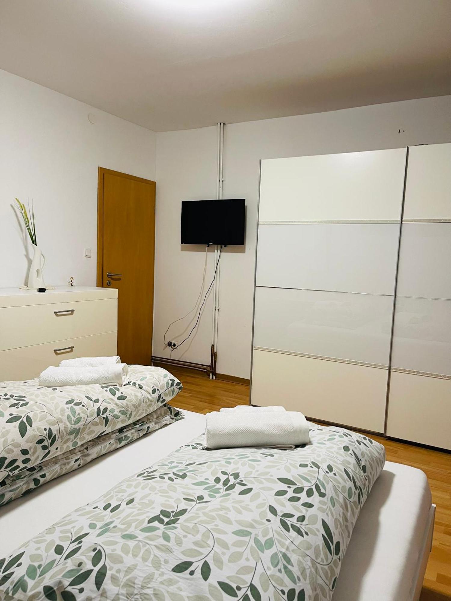 Hotel Shelby Apartments Garbsen Bagian luar foto