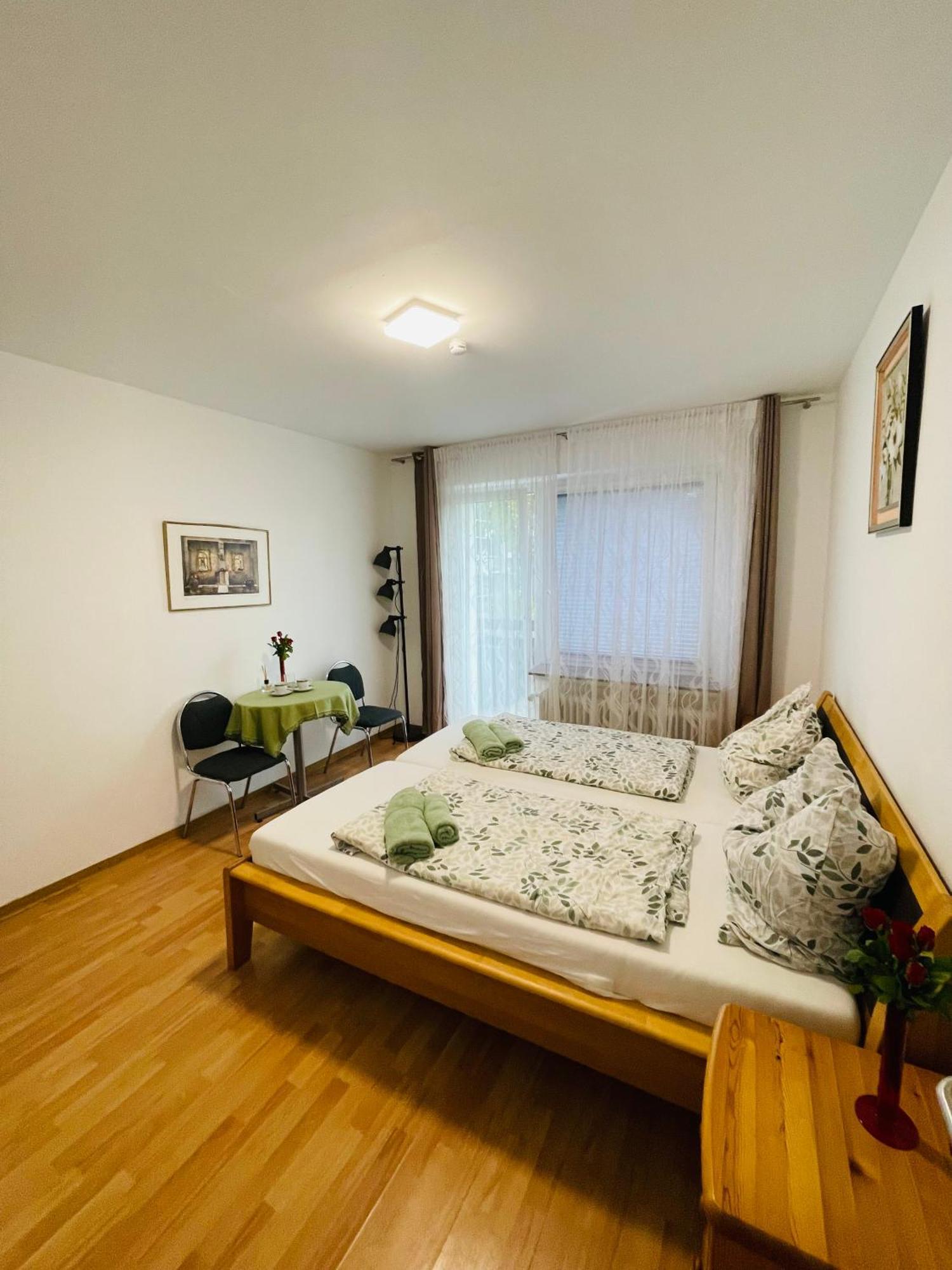 Hotel Shelby Apartments Garbsen Bagian luar foto