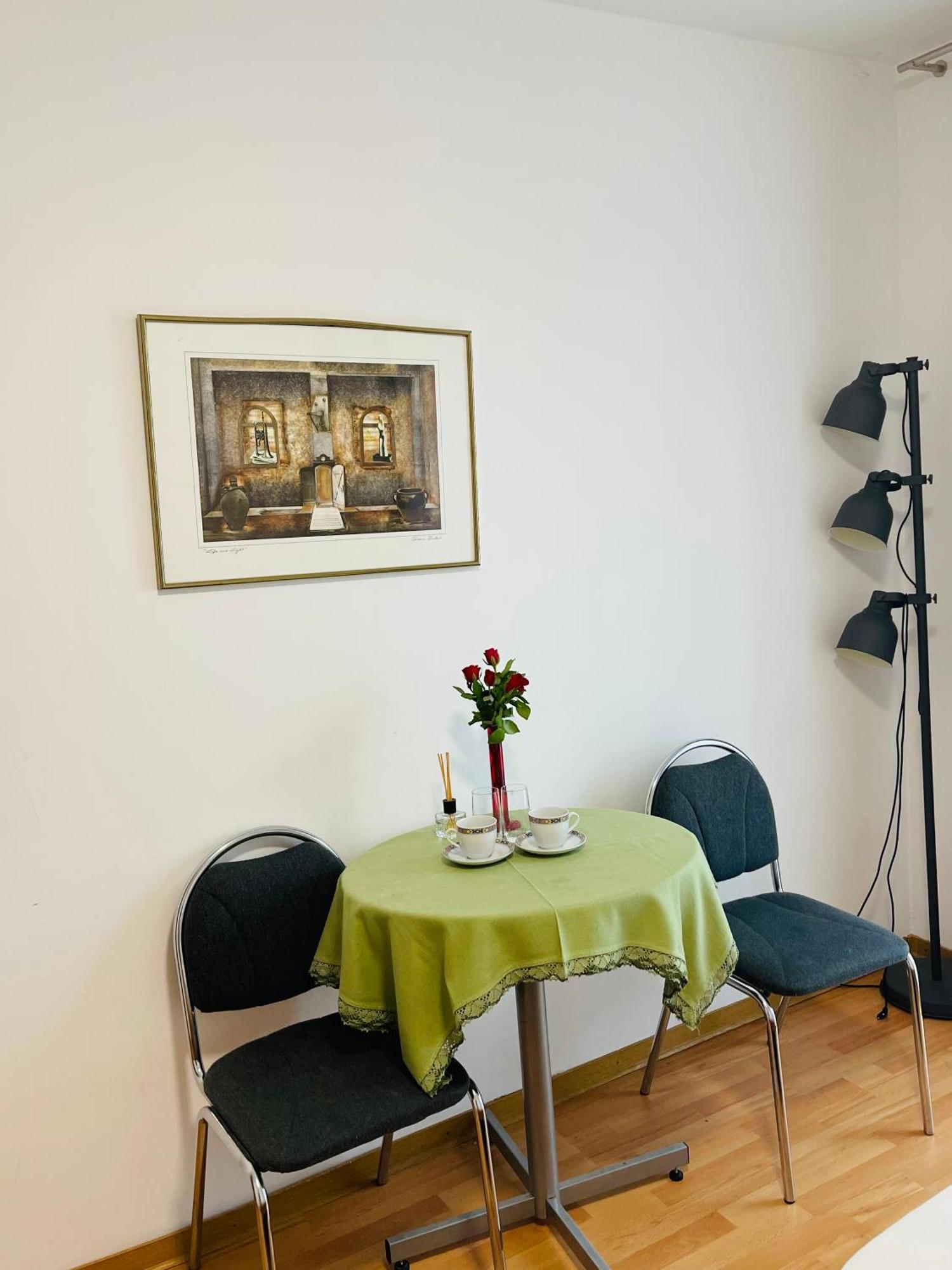 Hotel Shelby Apartments Garbsen Bagian luar foto